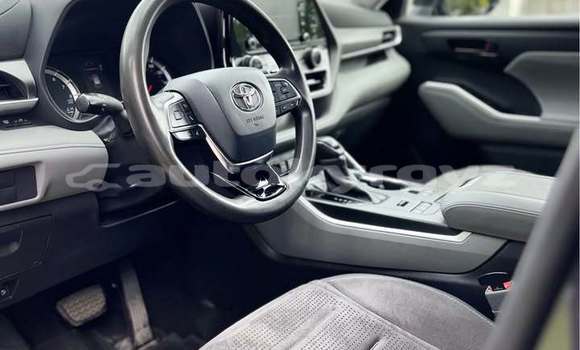 Buy Used Toyota Highlander Other Car in Bishkek in Bishkek Buy Used Toyota Highlander Other Car in Bishkek in Bishkek