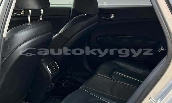 Buy Used Kia K5 White Car in Bishkek in Bishkek Buy Used Kia K5 White Car in Bishkek in Bishkek