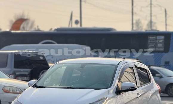 Buy Used Chevrolet Spark White Car in Bishkek in Bishkek Buy Used Chevrolet Spark White Car in Bishkek in Bishkek