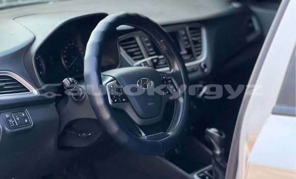 Buy Used Hyundai Solaris Other Car in Bishkek in Bishkek Buy Used Hyundai Solaris Other Car in Bishkek in Bishkek