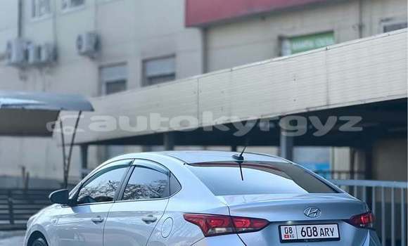 Buy Used Hyundai Solaris Other Car in Bishkek in Bishkek Buy Used Hyundai Solaris Other Car in Bishkek in Bishkek