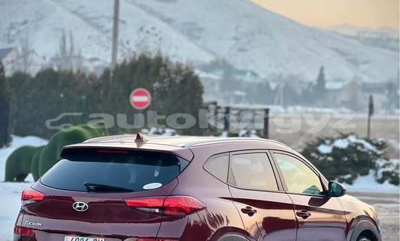 Buy Used Hyundai Tucson Red Car in Bishkek in Bishkek Buy Used Hyundai Tucson Red Car in Bishkek in Bishkek