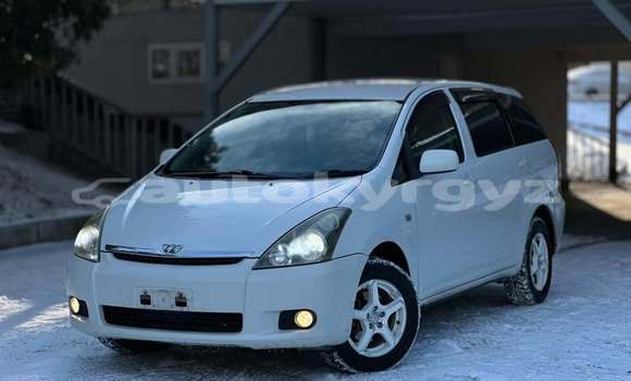 Buy Used Toyota Wish White Car in Bishkek in Bishkek