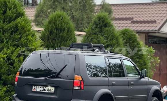 Buy Used Mitsubishi Montero Black Car in Bishkek in Bishkek Buy Used Mitsubishi Montero Black Car in Bishkek in Bishkek
