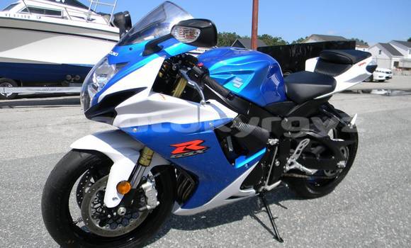 Buy Used Suzuki 750 Blue Bike in Barskoon in Issyk-Kul