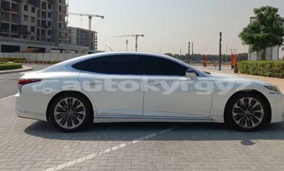 Buy Used Lexus LS White Car in Bishkek in Bishkek Buy Used Lexus LS White Car in Bishkek in Bishkek