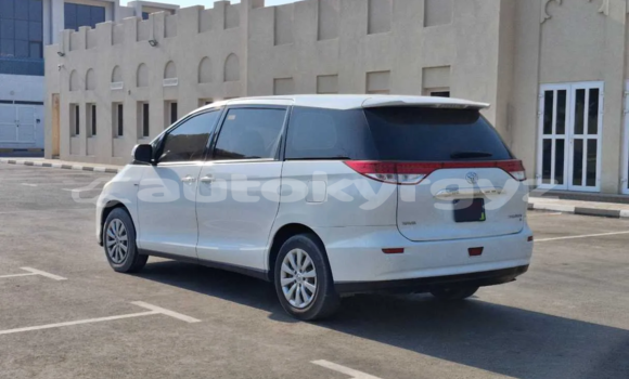 Buy Used Toyota Previa White Car in Bishkek in Bishkek Buy Used Toyota Previa White Car in Bishkek in Bishkek