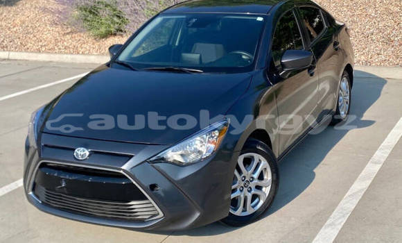 Buy Used Toyota Yaris Black Car in Bishkek in Bishkek