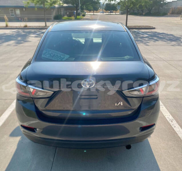 Big with watermark toyota yaris bishkek bishkek 5460