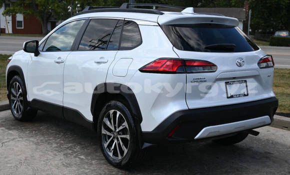 Buy Used Toyota Corolla Cross White Car in Bishkek in Bishkek Buy Used Toyota Corolla Cross White Car in Bishkek in Bishkek