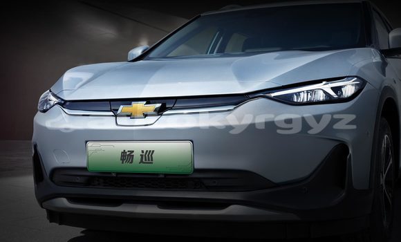 Buy Used Chevlolet Spin White Car in Bishkek in Bishkek Buy Used Chevlolet Spin White Car in Bishkek in Bishkek