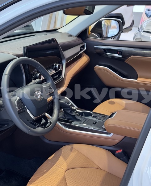 Big with watermark toyota highlander bishkek bishkek 5507