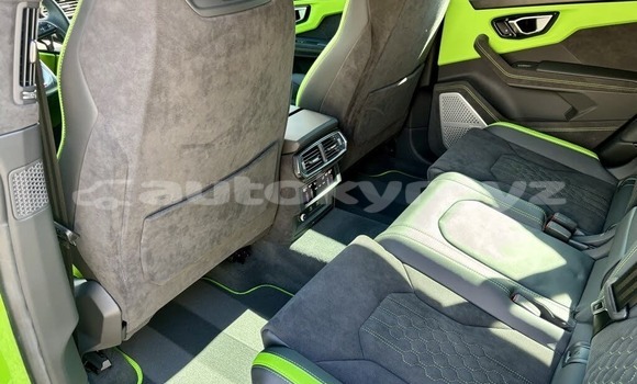 Buy Used Lamborghini Urus Green Car in Barskoon in Issyk-Kul Buy Used Lamborghini Urus Green Car in Barskoon in Issyk-Kul