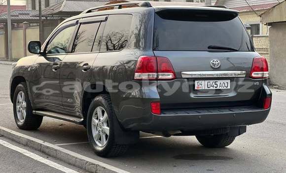 Buy Used Toyota Land Cruiser Black Car in Bishkek in Bishkek Buy Used Toyota Land Cruiser Black Car in Bishkek in Bishkek
