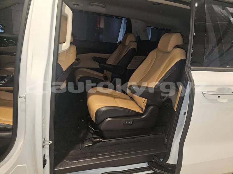 Big with watermark kia carnival bishkek bishkek 5513