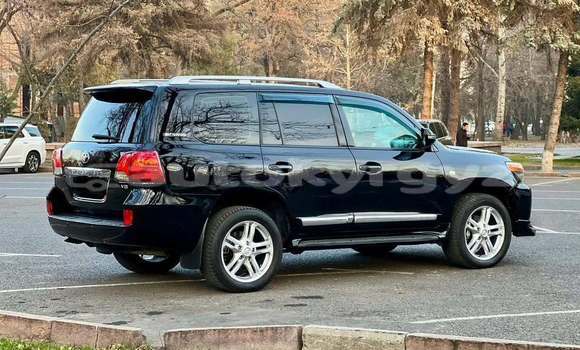 Buy Used Toyota Land Cruiser Black Car in Bishkek in Bishkek Buy Used Toyota Land Cruiser Black Car in Bishkek in Bishkek