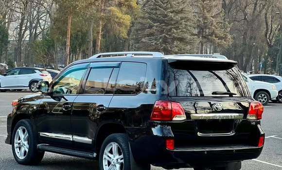 Buy Used Toyota Land Cruiser Black Car in Bishkek in Bishkek Buy Used Toyota Land Cruiser Black Car in Bishkek in Bishkek