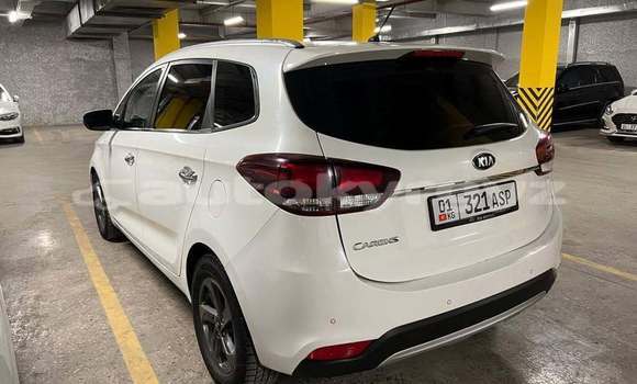 Buy Used Kia Carens White Car in Bishkek in Bishkek Buy Used Kia Carens White Car in Bishkek in Bishkek