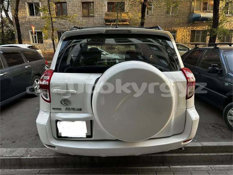 Big with watermark toyota rav4 bishkek bishkek 5552