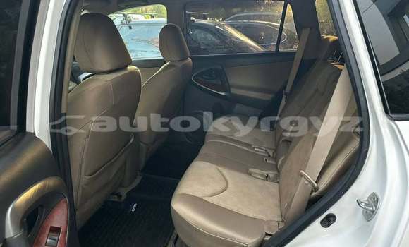 Buy Used Toyota RAV4 White Car in Bishkek in Bishkek Buy Used Toyota RAV4 White Car in Bishkek in Bishkek