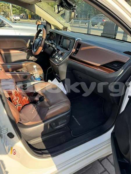 Big with watermark toyota sienna bishkek bishkek 5559
