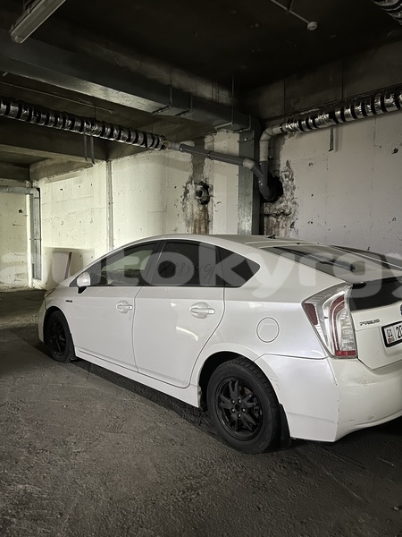 Big with watermark toyota prius bishkek bishkek 5564