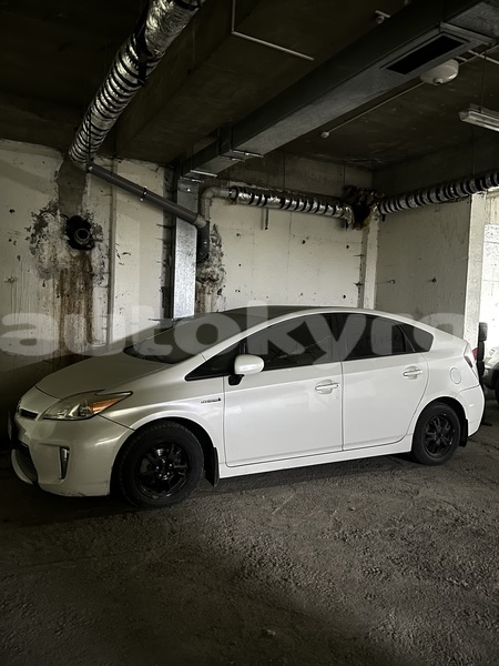 Big with watermark toyota prius bishkek bishkek 5564