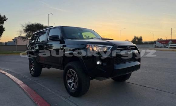 Buy Used Toyota 4Runner Black Car in Bishkek in Bishkek