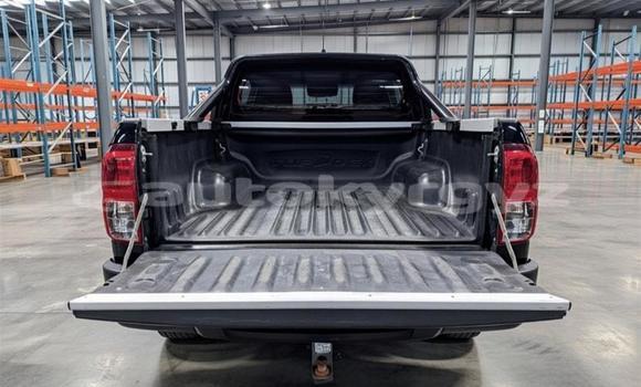 Buy Used Toyota Hilux Black Car in Kemin in Chui Buy Used Toyota Hilux Black Car in Kemin in Chui
