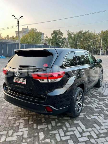 Big with watermark toyota highlander bishkek bishkek 5587