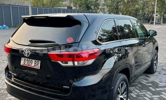 Buy Used Toyota Highlander Black Car in Bishkek in Bishkek Buy Used Toyota Highlander Black Car in Bishkek in Bishkek