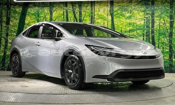 Buy Used Toyota Prius Silver Car in Bishkek in Bishkek