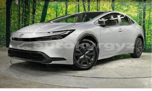 Buy Used Toyota Prius Silver Car in Bishkek in Bishkek Buy Used Toyota Prius Silver Car in Bishkek in Bishkek