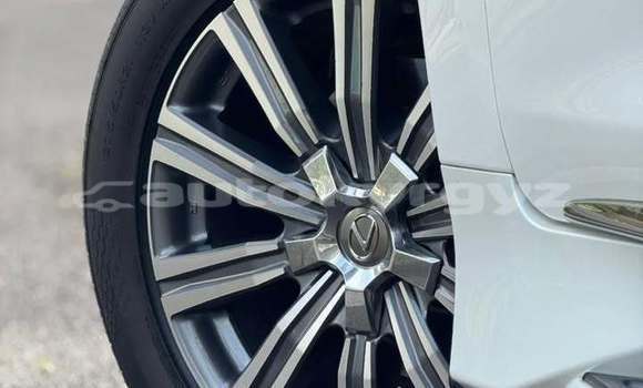 Buy Used Lexus LX 570 White Car in Bishkek in Bishkek Buy Used Lexus LX 570 White Car in Bishkek in Bishkek