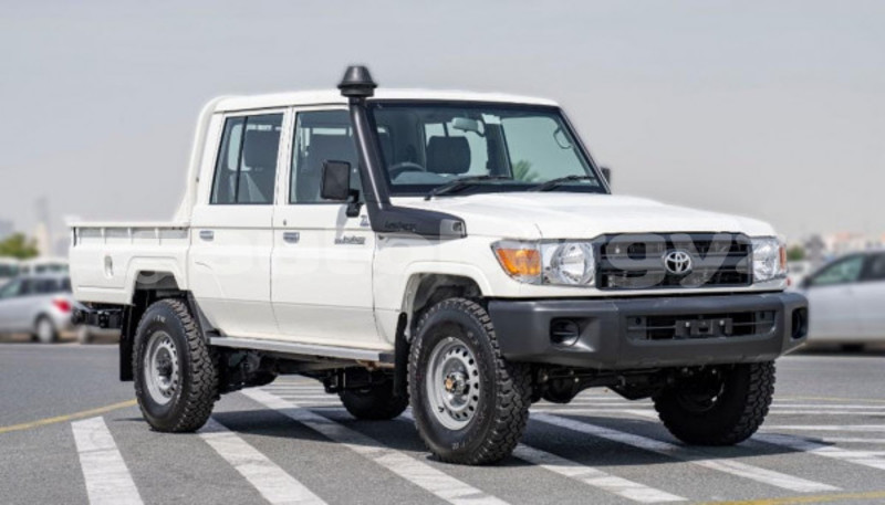 Big with watermark toyota land cruiser bishkek bishkek 5640