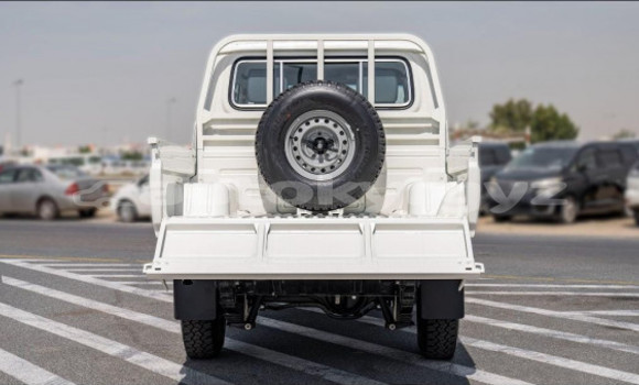 Buy Used Toyota Land Cruiser White Car in Bishkek in Bishkek Buy Used Toyota Land Cruiser White Car in Bishkek in Bishkek