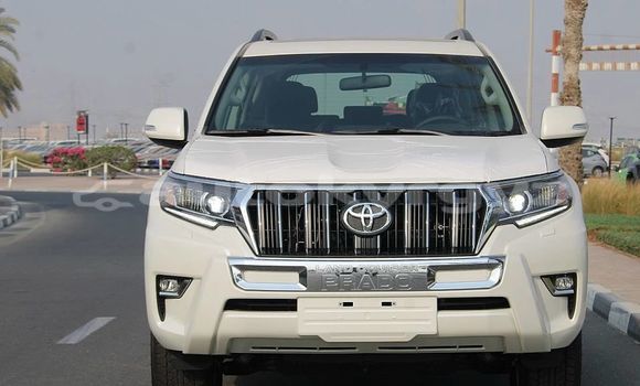 Buy Used Toyota Land Cruiser Prado White Car in Bishkek in Bishkek