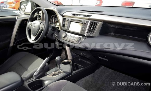 Buy Import Toyota HiAce Other Truck in Import - Dubai in Batken Buy Import Toyota HiAce Other Truck in Import - Dubai in Batken