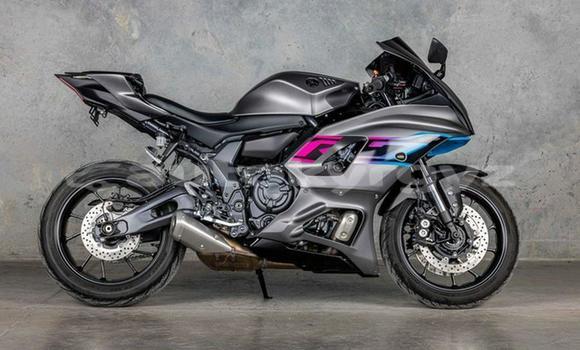 Buy Used Yamaha YZF Black Bike in Bishkek in Bishkek