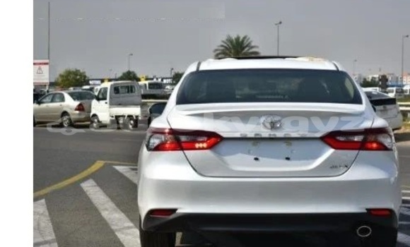 Buy Used Toyota Camry White Car in Bishkek in Bishkek Buy Used Toyota Camry White Car in Bishkek in Bishkek