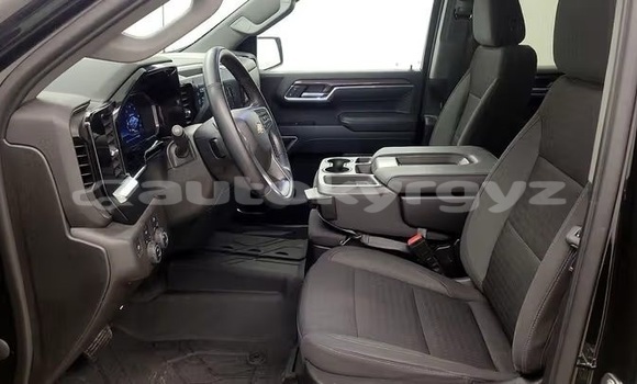 Buy Used Chevrolet Silverado Black Car in Bishkek in Bishkek Buy Used Chevrolet Silverado Black Car in Bishkek in Bishkek