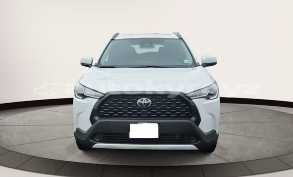 Buy Used Toyota Corolla Cross White Car in Bishkek in Bishkek