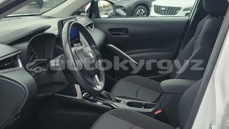 Big with watermark toyota corolla cross bishkek bishkek 5702