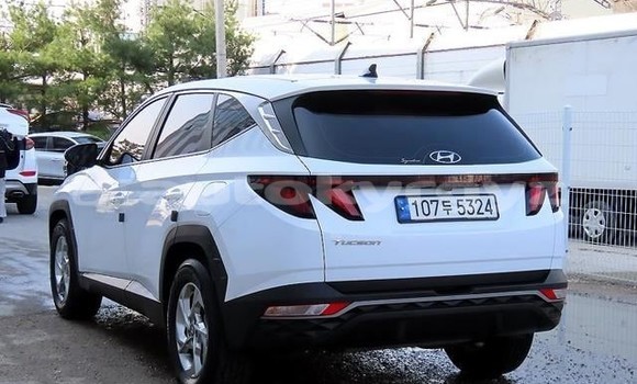 Buy Used Hyundai Tucson White Car in Bishkek in Bishkek Buy Used Hyundai Tucson White Car in Bishkek in Bishkek