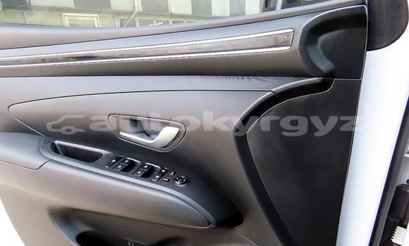 Buy Used Hyundai Tucson White Car in Bishkek in Bishkek Buy Used Hyundai Tucson White Car in Bishkek in Bishkek