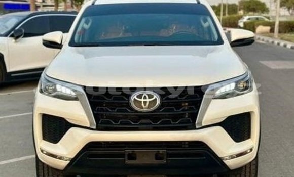 Buy Used Toyota Fortuner White Car in Bishkek in Bishkek Buy Used Toyota Fortuner White Car in Bishkek in Bishkek