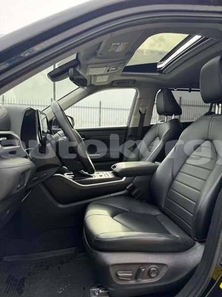 Big with watermark toyota highlander bishkek bishkek 5733