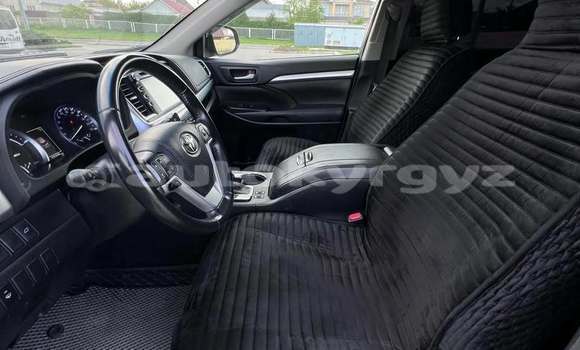 Buy Used Toyota Highlander Other Car in Bishkek in Bishkek Buy Used Toyota Highlander Other Car in Bishkek in Bishkek