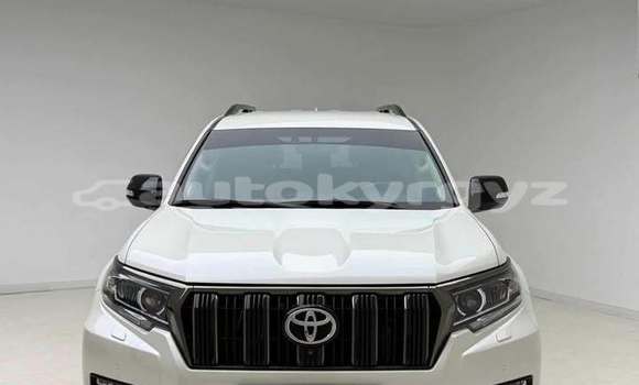 Buy Used Toyota Prado White Car in Bishkek in Bishkek Buy Used Toyota Prado White Car in Bishkek in Bishkek