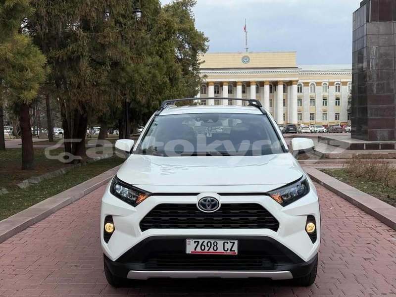 Big with watermark toyota rav4 bishkek bishkek 5747